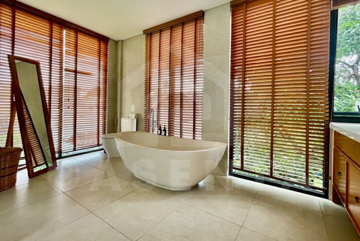 Relaxing bathtub inside stunning 3 bedroom villa in Seminyak