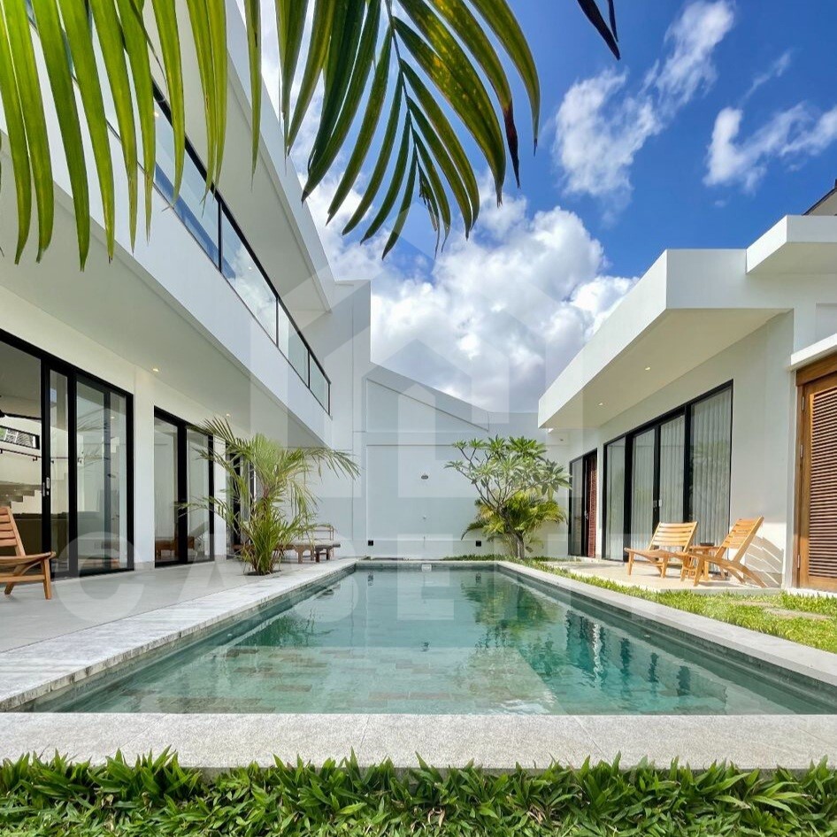 Spacious outdoor space inside stunning 3 bedroom villa in Seminyak