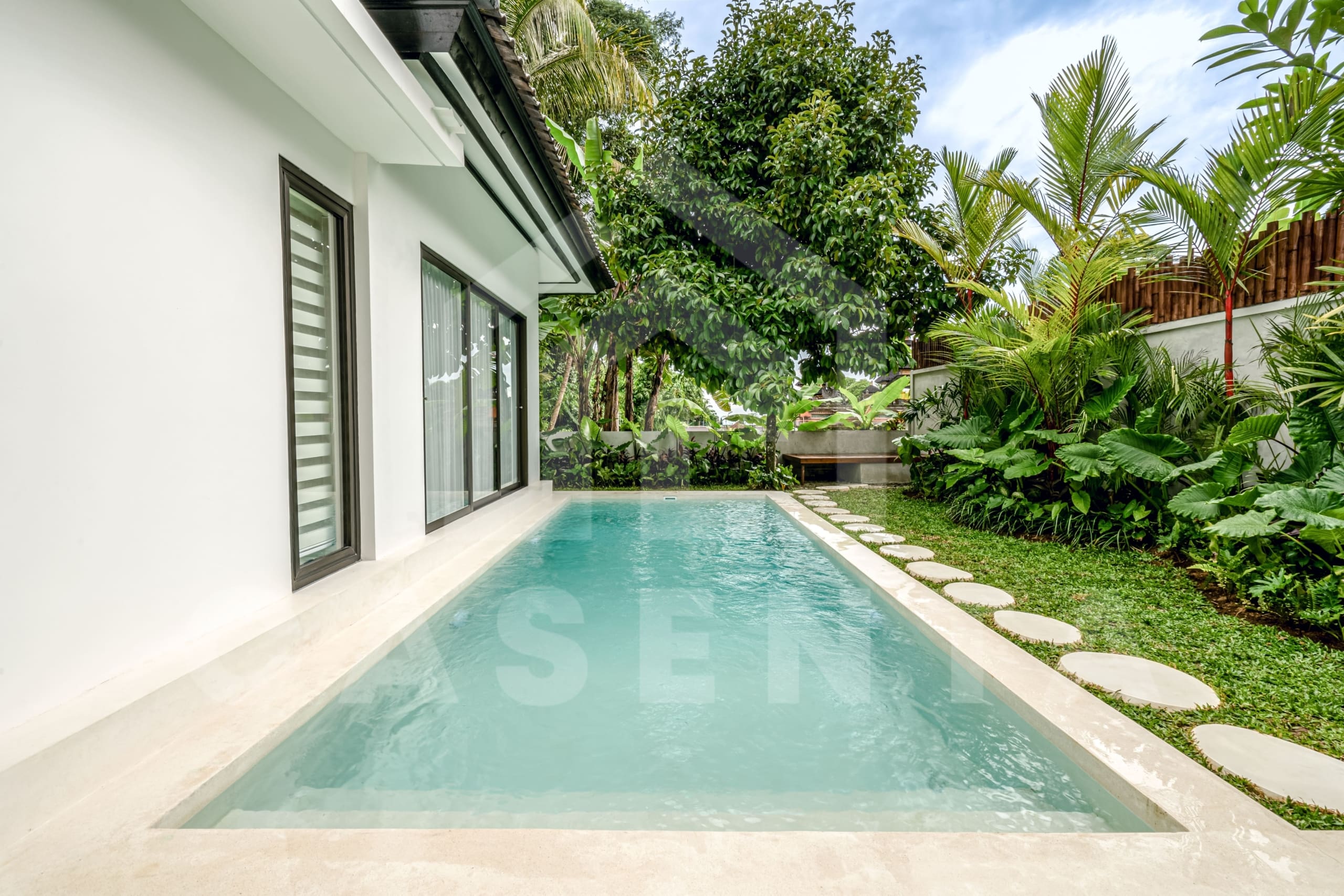 Outdoor area inside beautiful 2 bedroom villa in Ubud