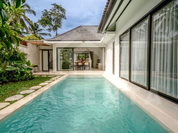 Outdoor area inside beautiful 2 bedroom villa in Ubud