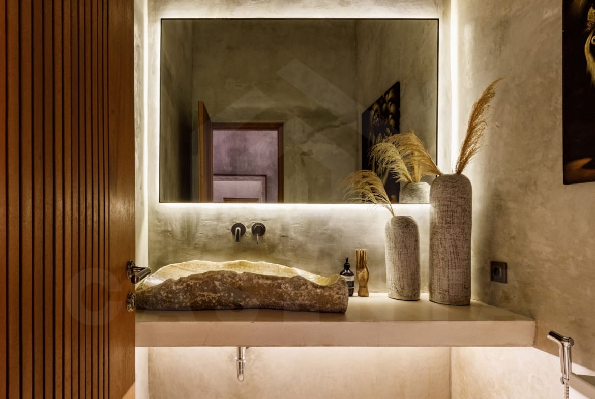 Bathroom inside 4 bedroom villa with jungle view in Ubud