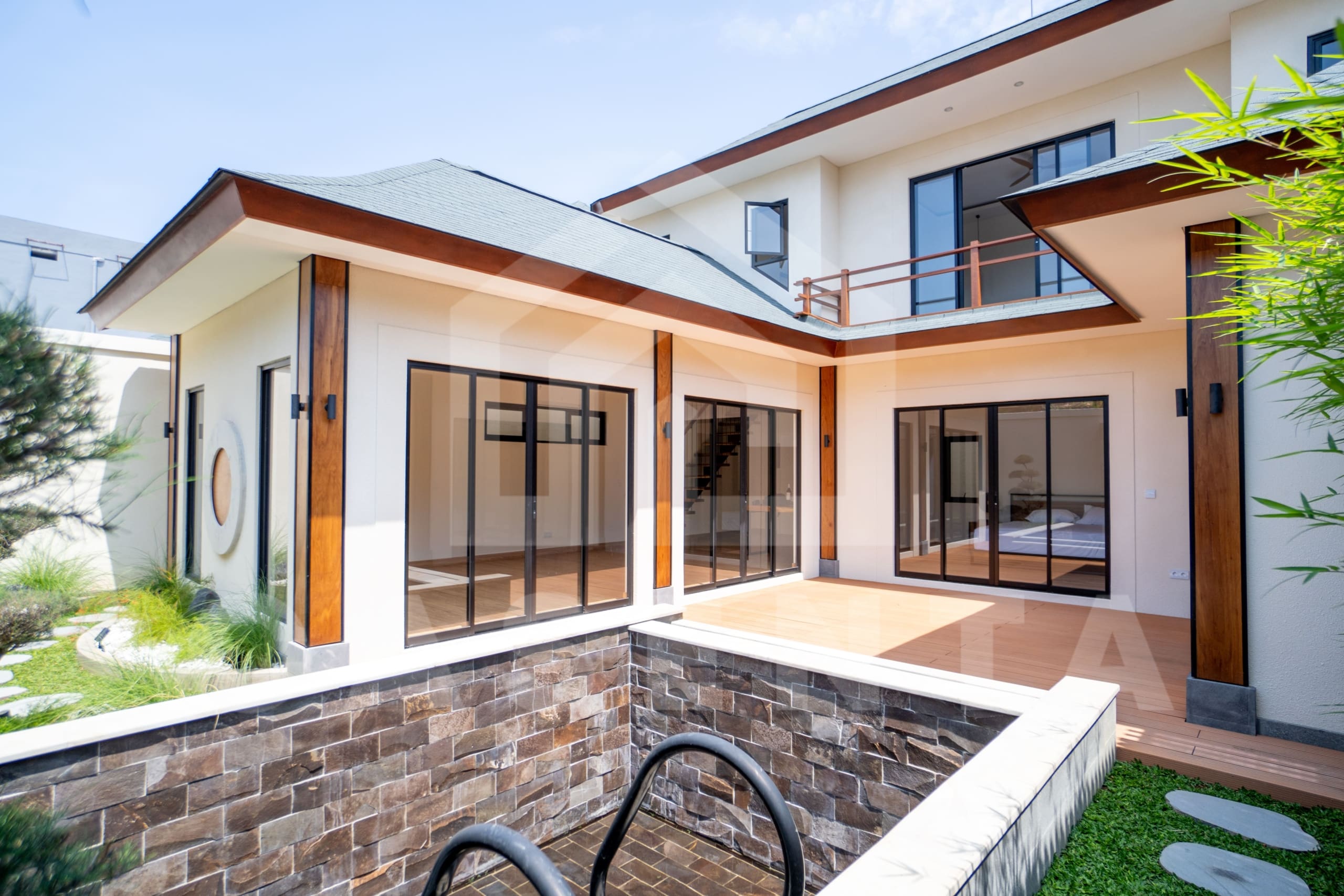 Front view of authentic 3 bedroom Japanese villa in Sanur