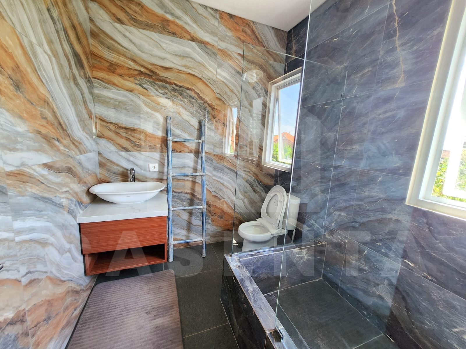 Bathroom inside charming 3 bedroom family villa in Sanur