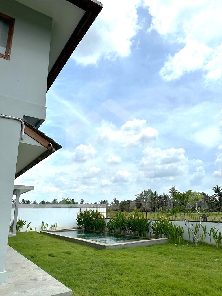 Outdoor area of 3 bedroom family villa in Ubud