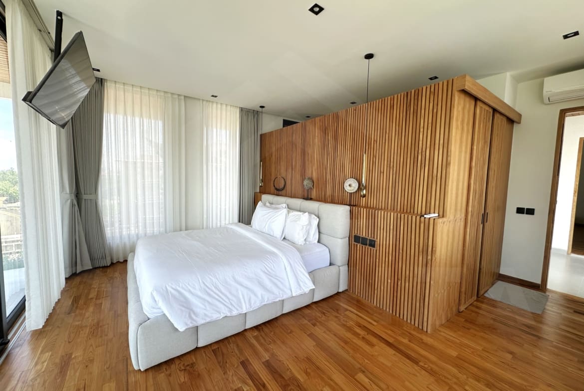 Bedroom inside fabulous villa with great rental potential in Tumbak Bayuh