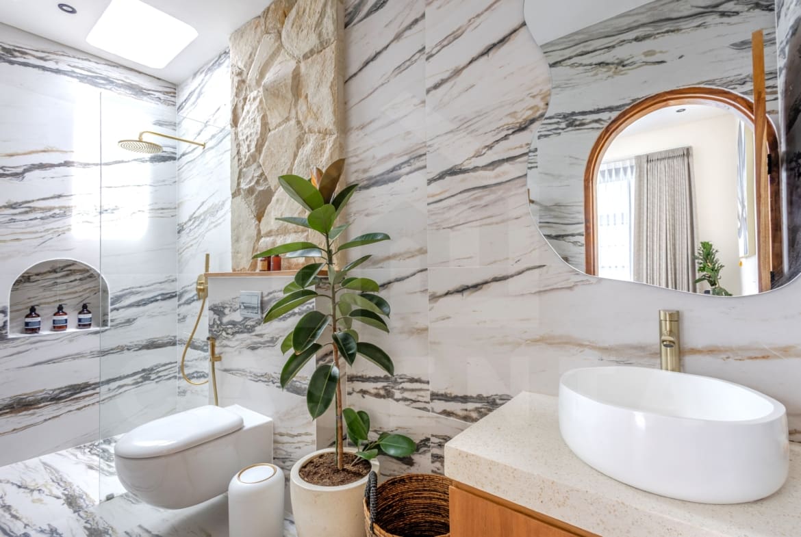 Bathroom inside 2 bedroom villa in the heart of Balangan