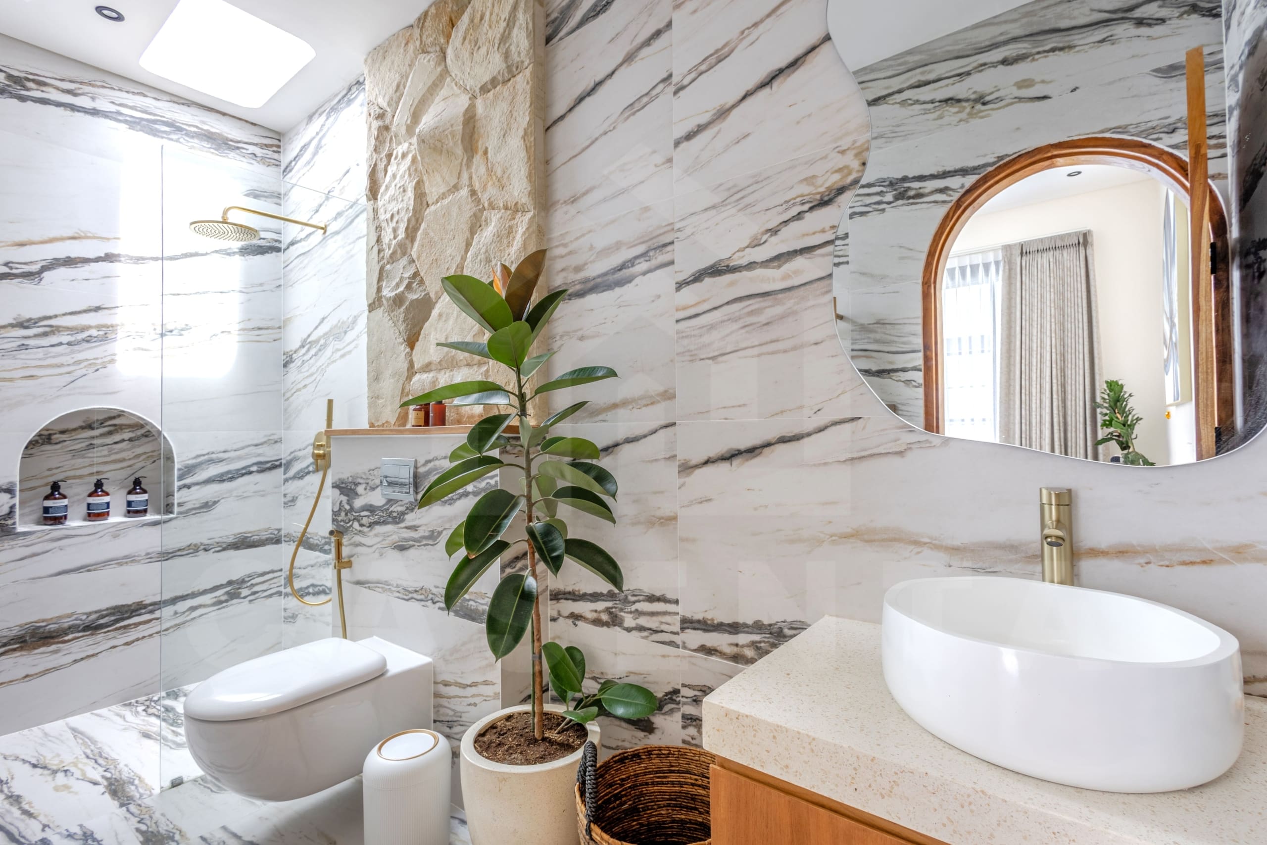 Bathroom inside 2 bedroom villa in the heart of Balangan