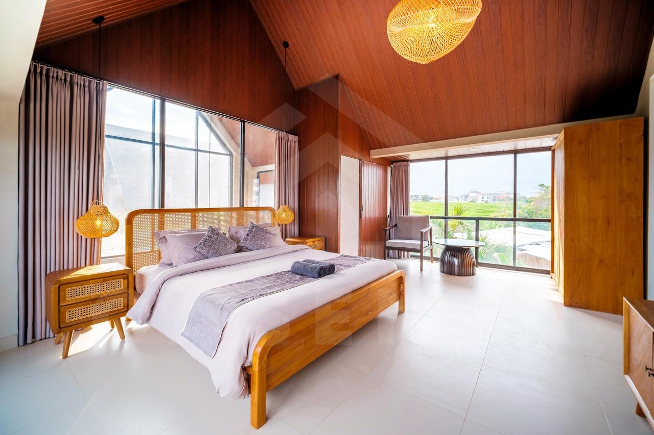 Two bedroom Bali leasehold villa with pool view