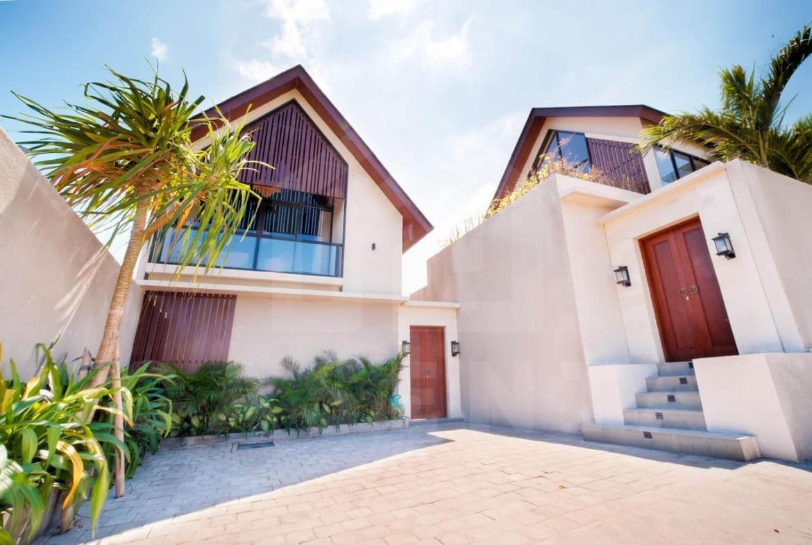 Bali leasehold villa with private parking in Cemagi