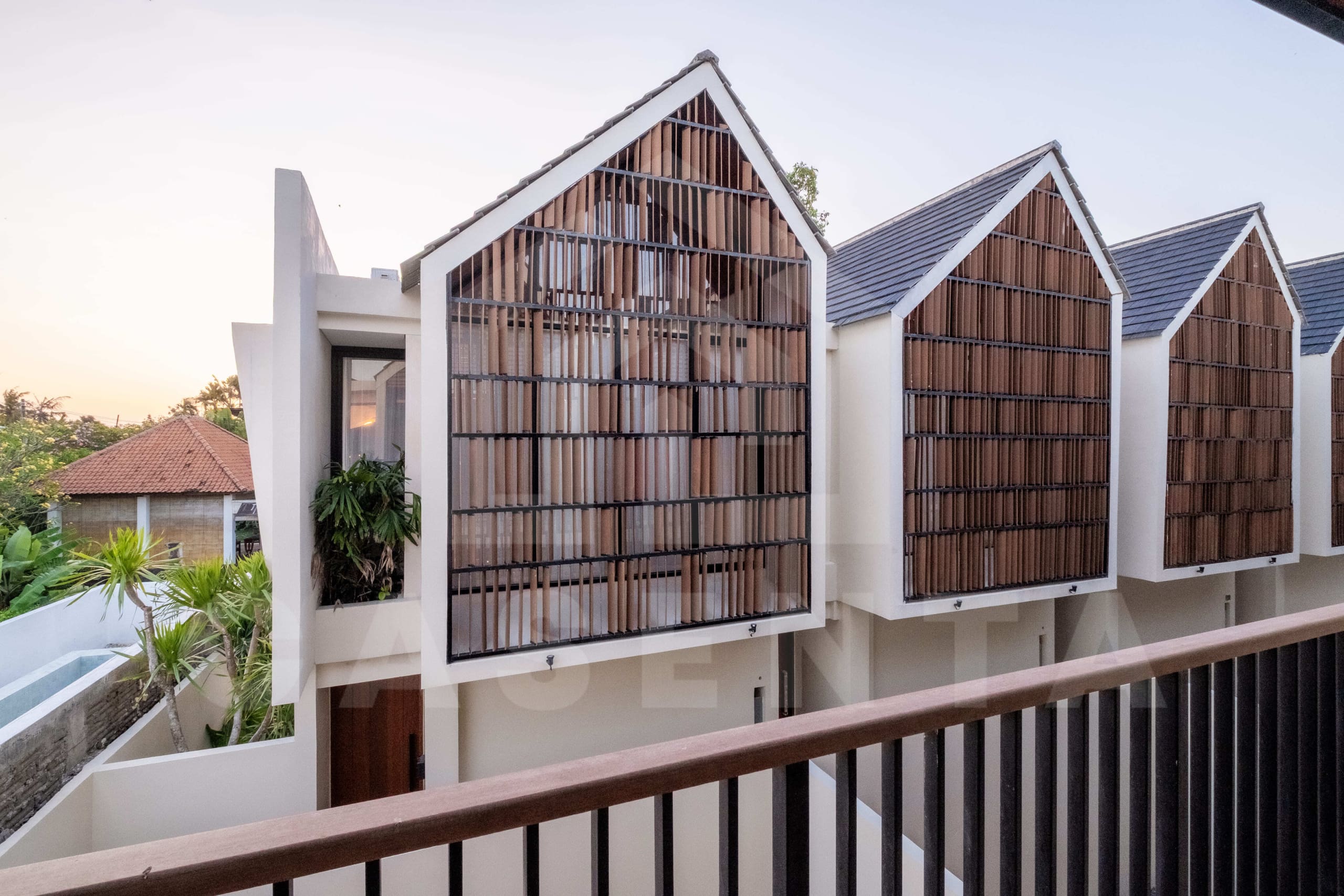 Bali leasehold villa with balcony and pool in Buduk