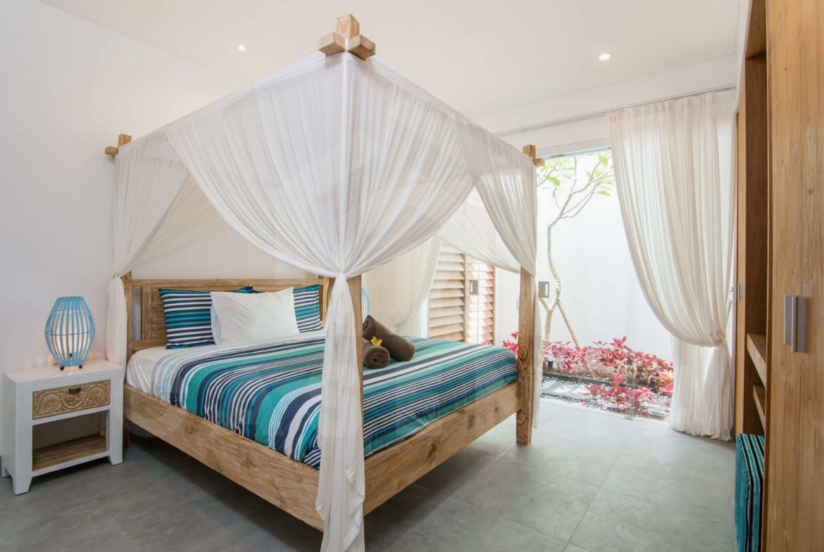 Second ensuite bedroom in leasehold villa Berawa with garden view