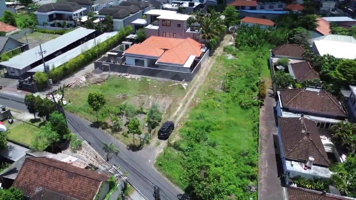 Umalas leasehold land with private access for villa development