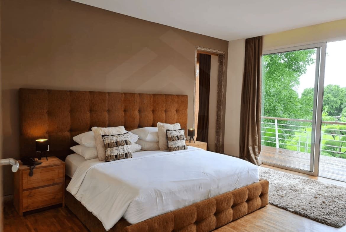 Bright master bedroom in Kerobokan family villa