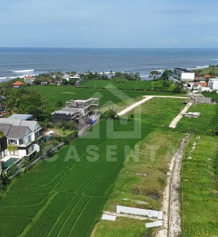 Cemagi land near the beach surrounded by villas and rice fields