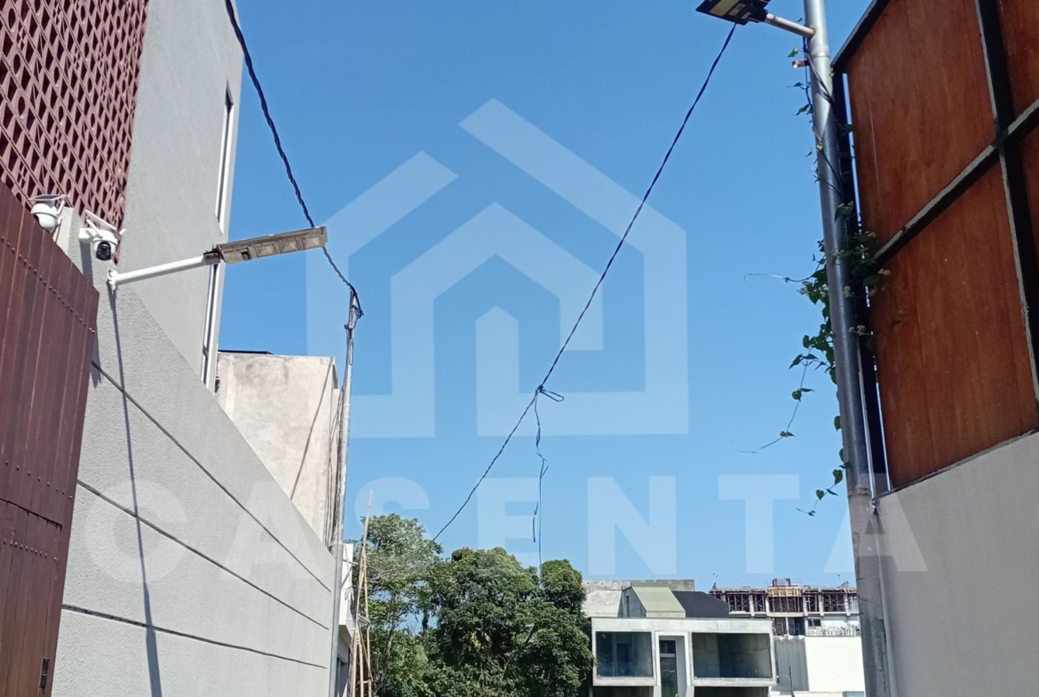 Berawa freehold land close to the beach