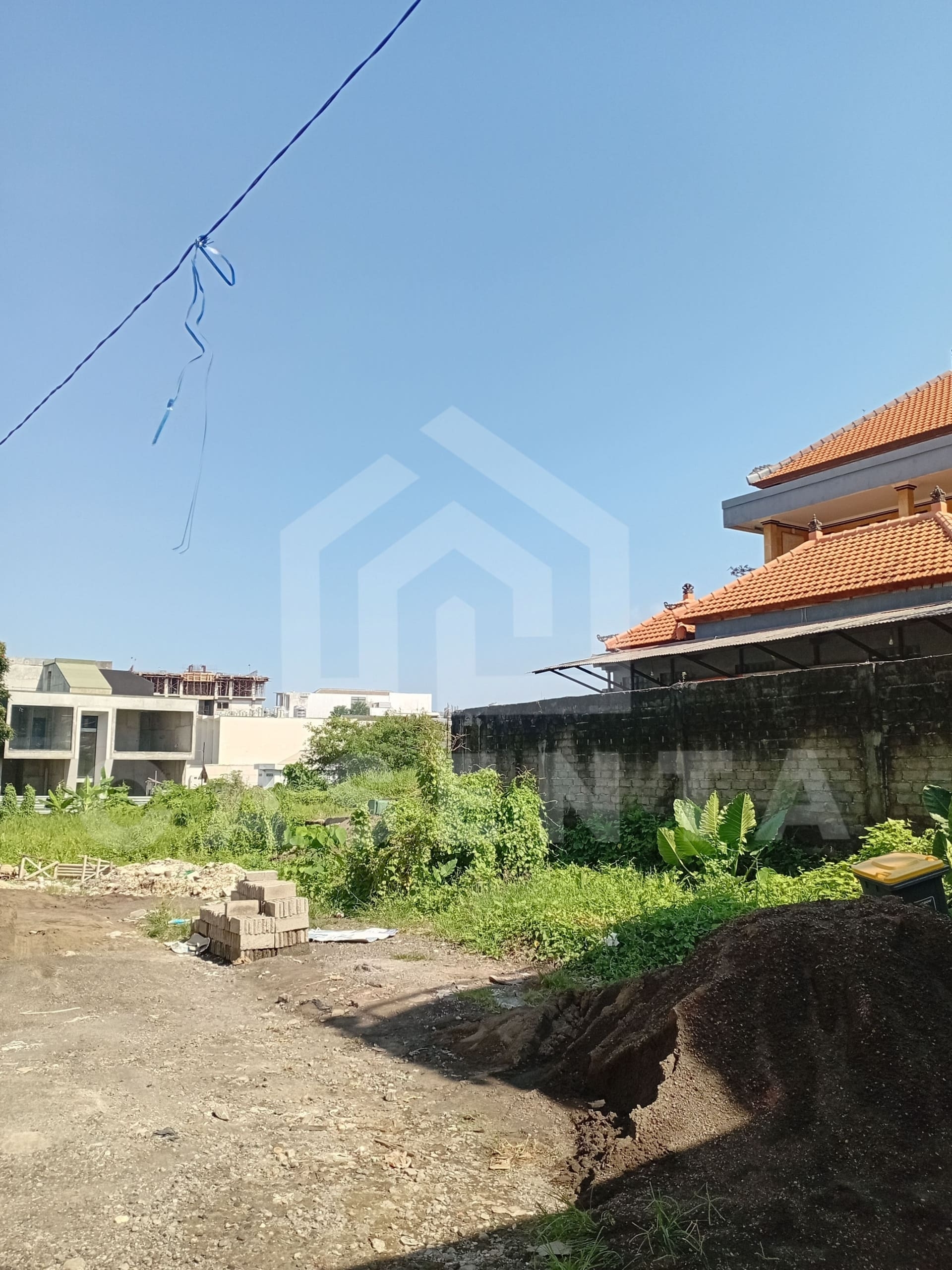 Flat freehold land plot in Berawa tourism area