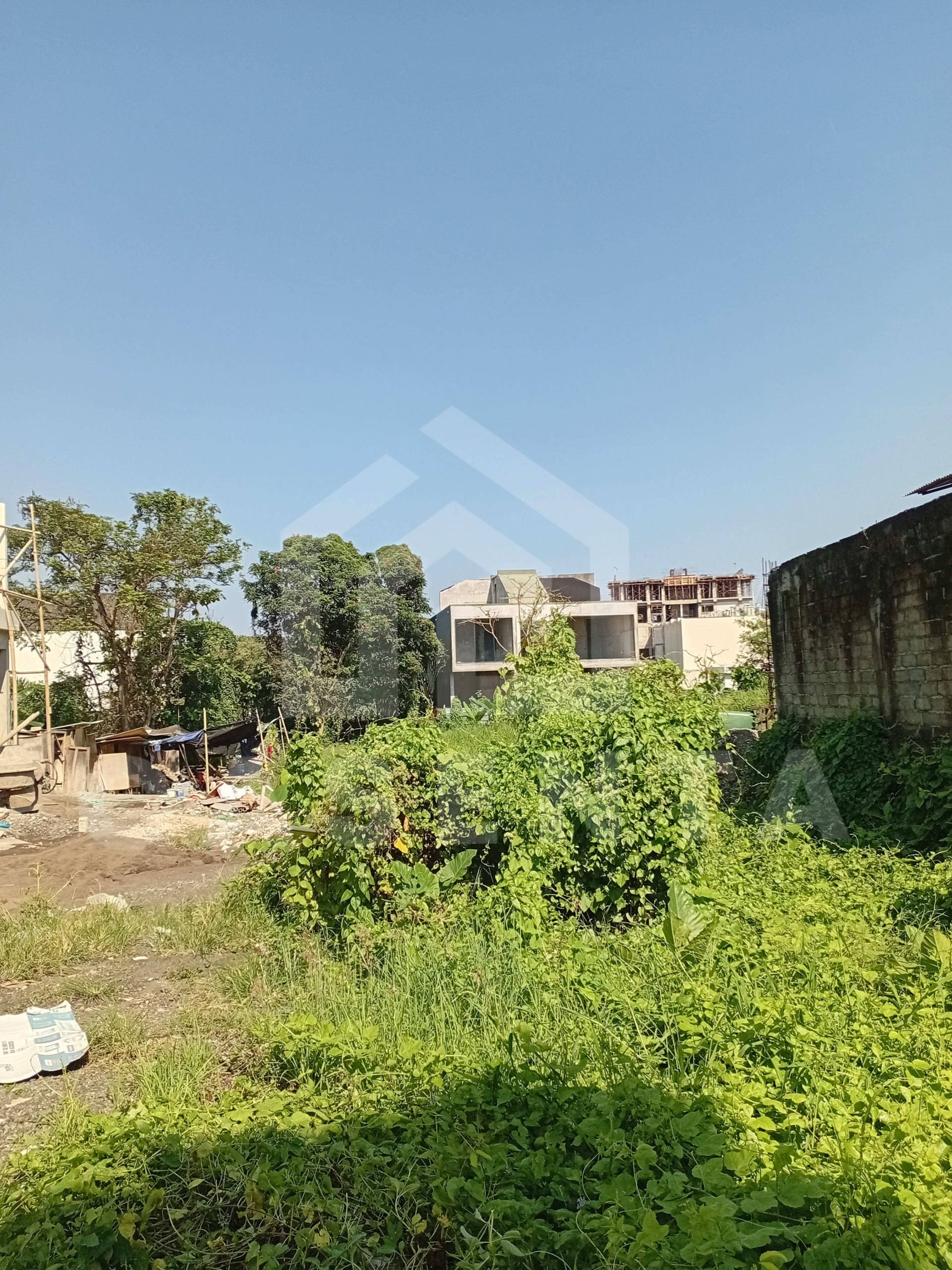 Tourism-zoned freehold land in Berawa