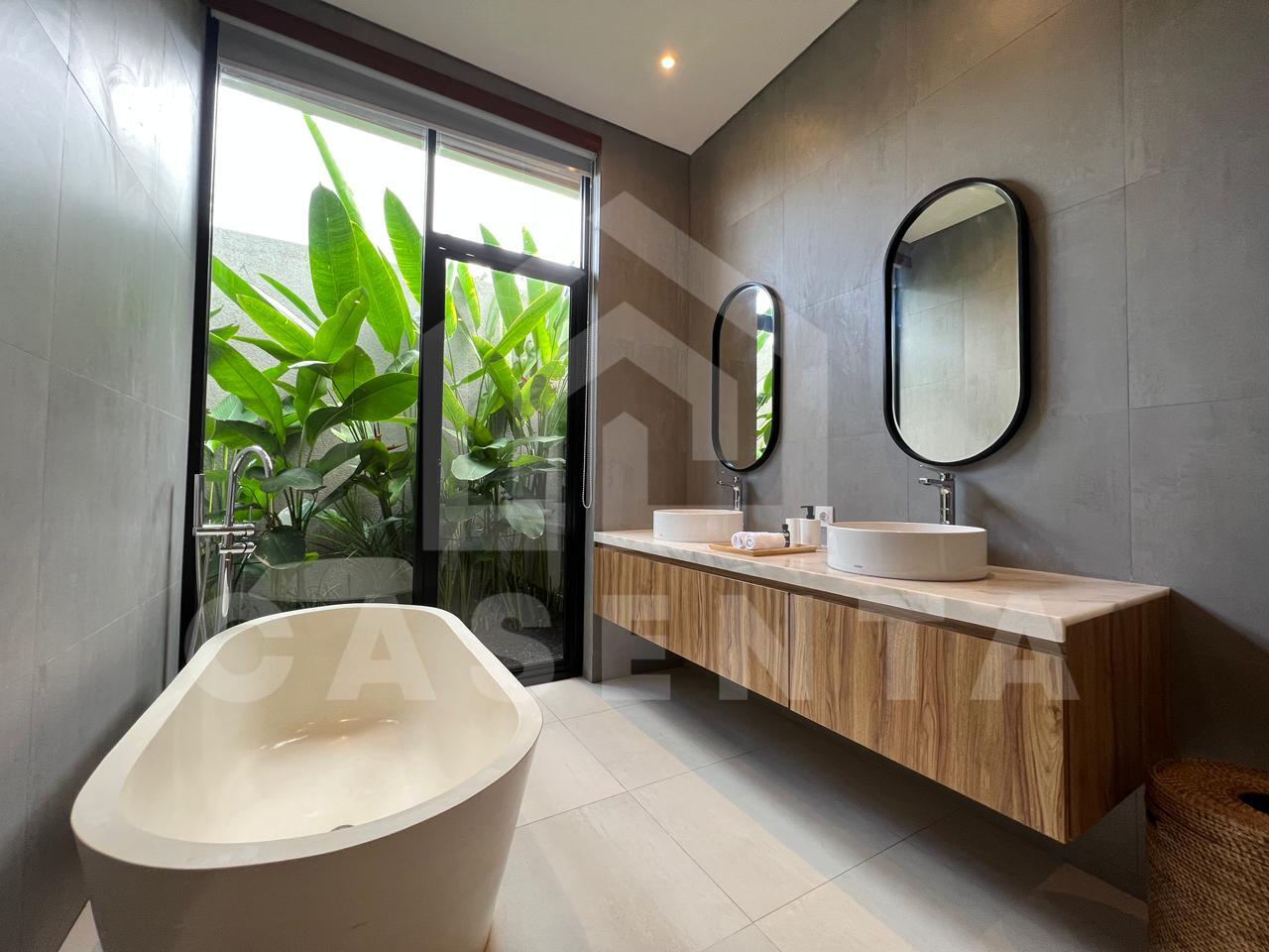 Walk-in rain shower bathroom in Pererenan villa