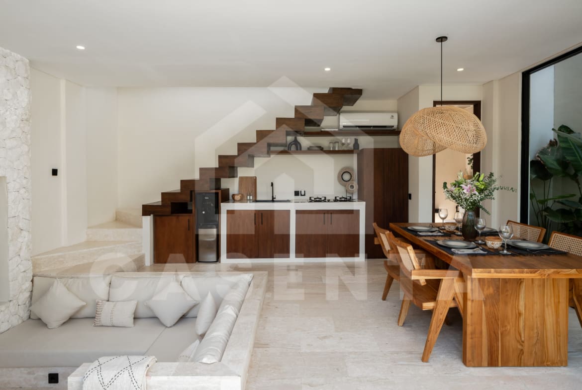 Open-plan living and dining area in Batu Bolong Villa