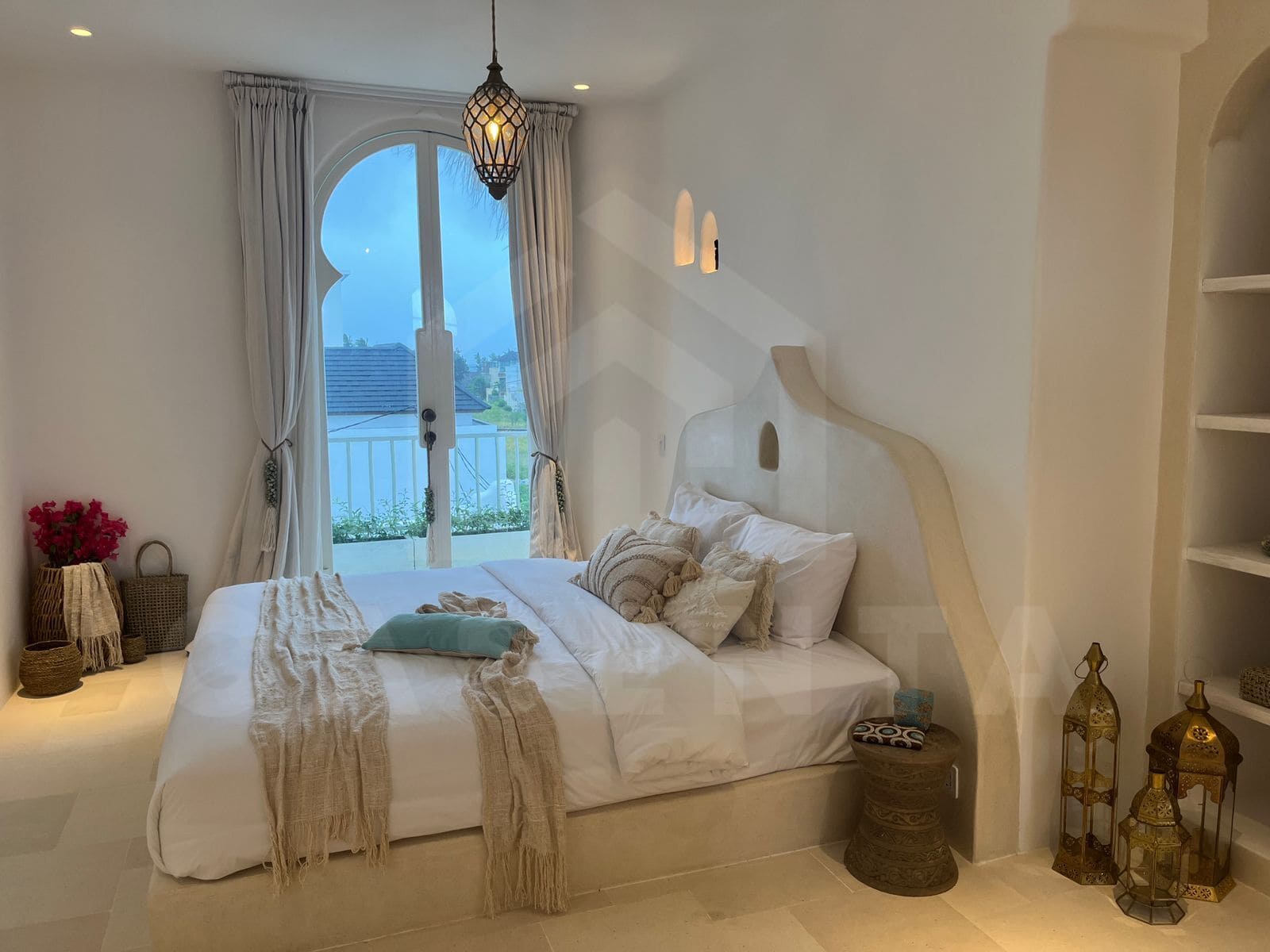 Spacious bedroom with balcony in Mediterranean style seseh villa