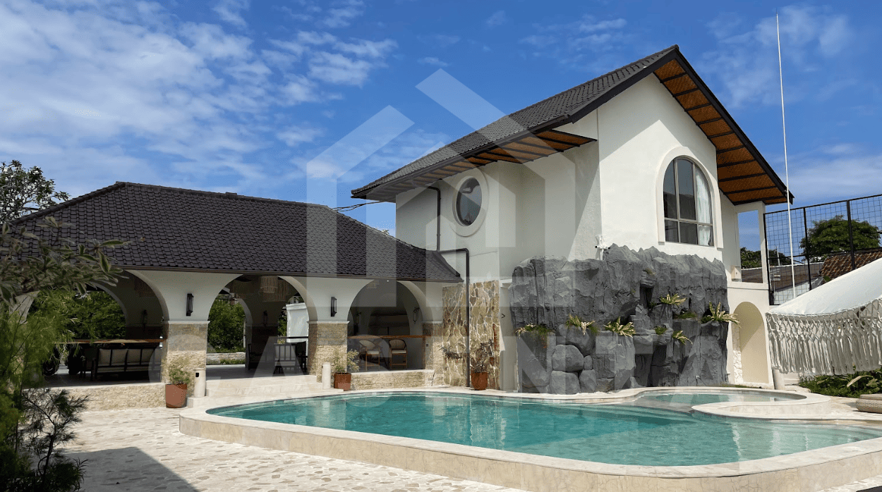Modern two-bedroom sanur villa exterior inside complex