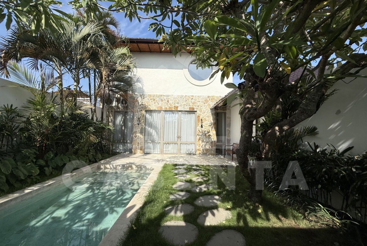 Private pool courtyard at leasehold sanur villa