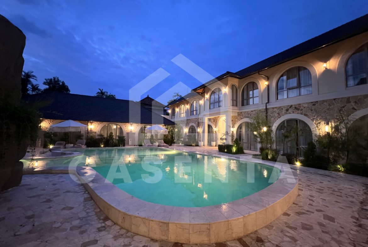 Resort-style shared pool at Sanur apartment complex